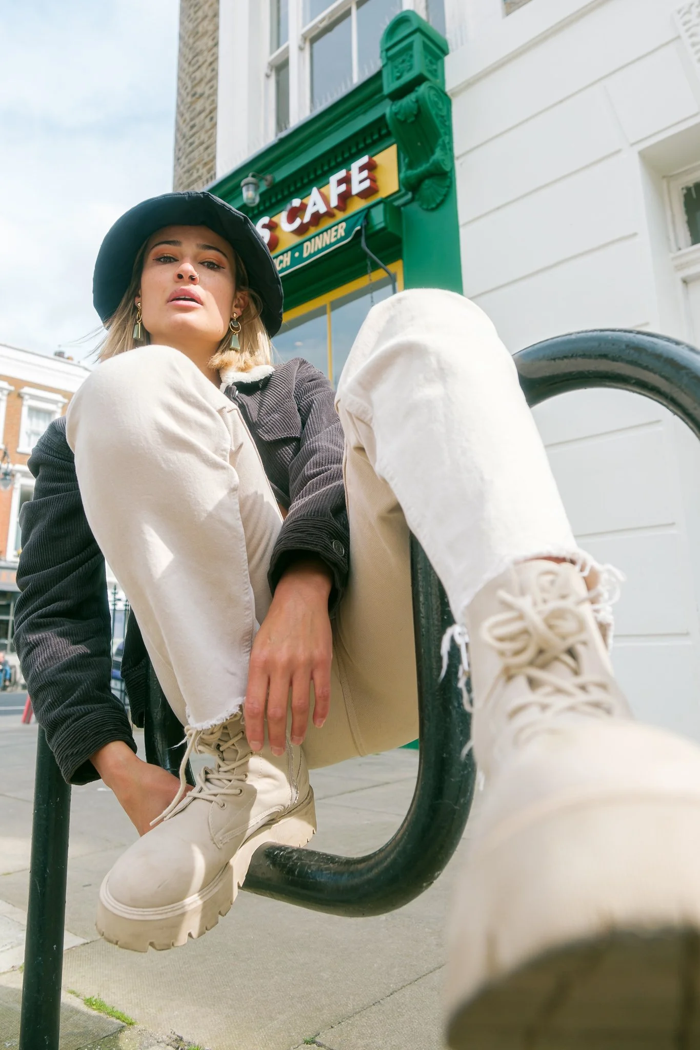 Karina Starczynska, photographed by Metty Unuabona